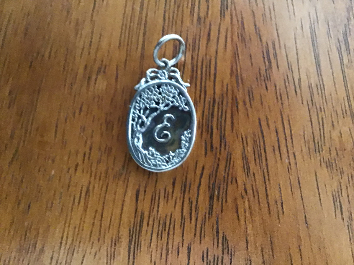 Retired Waxing Poetic Charms-Enchanted Insignia – Scentimentals