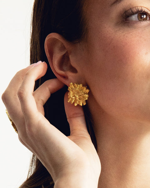 Susan Shaw 1630 Mila Square Stud Earring