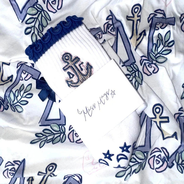 Pilates Grippy Socks- Delta Gamma