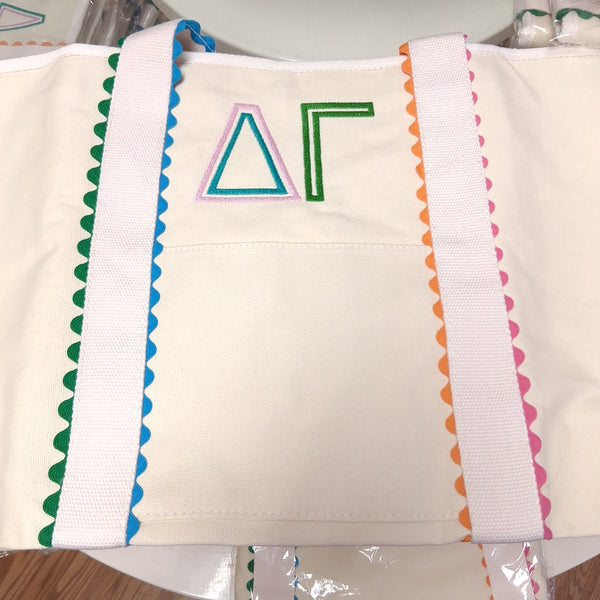 Scalloped Embroidered Tote Bag- Delta Gamma